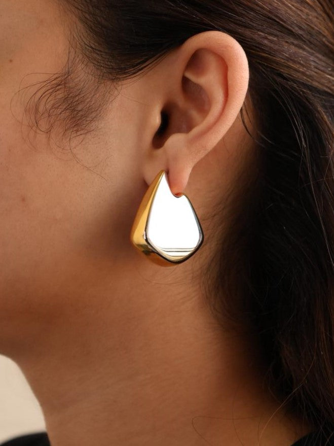 Swaying Two-Tone Hoops