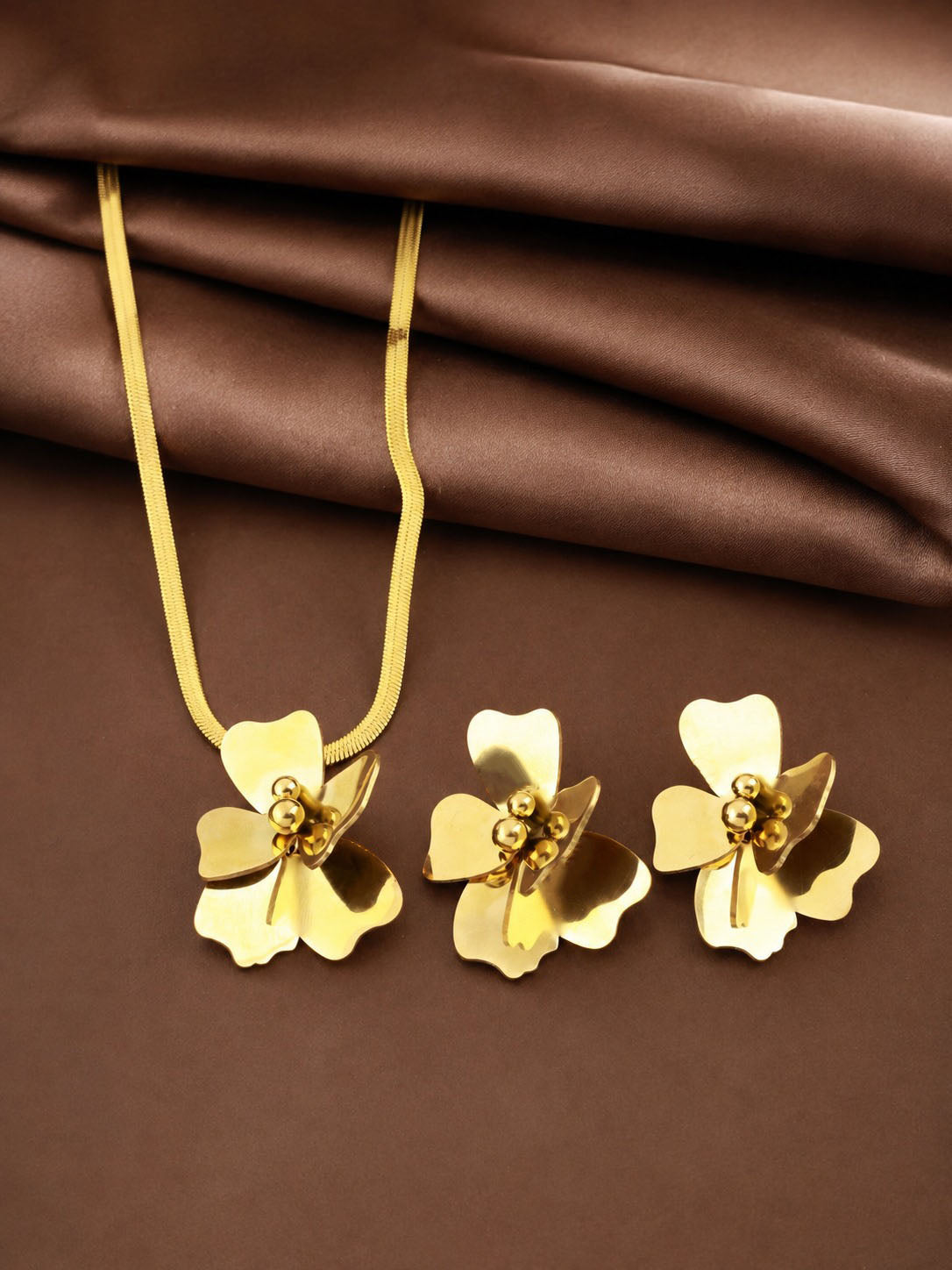 Golden Petal Set