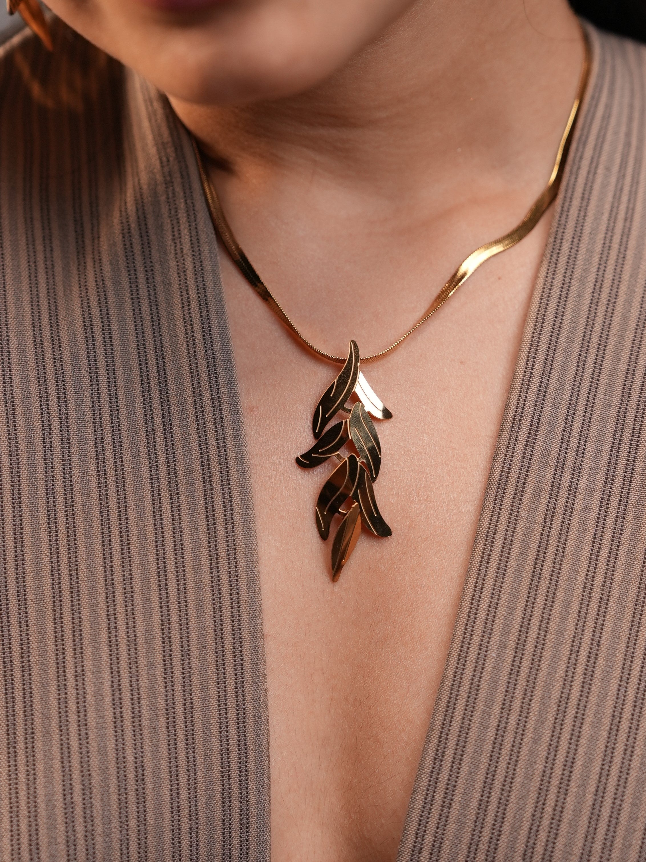 Leaf Cluster Jewellery Set