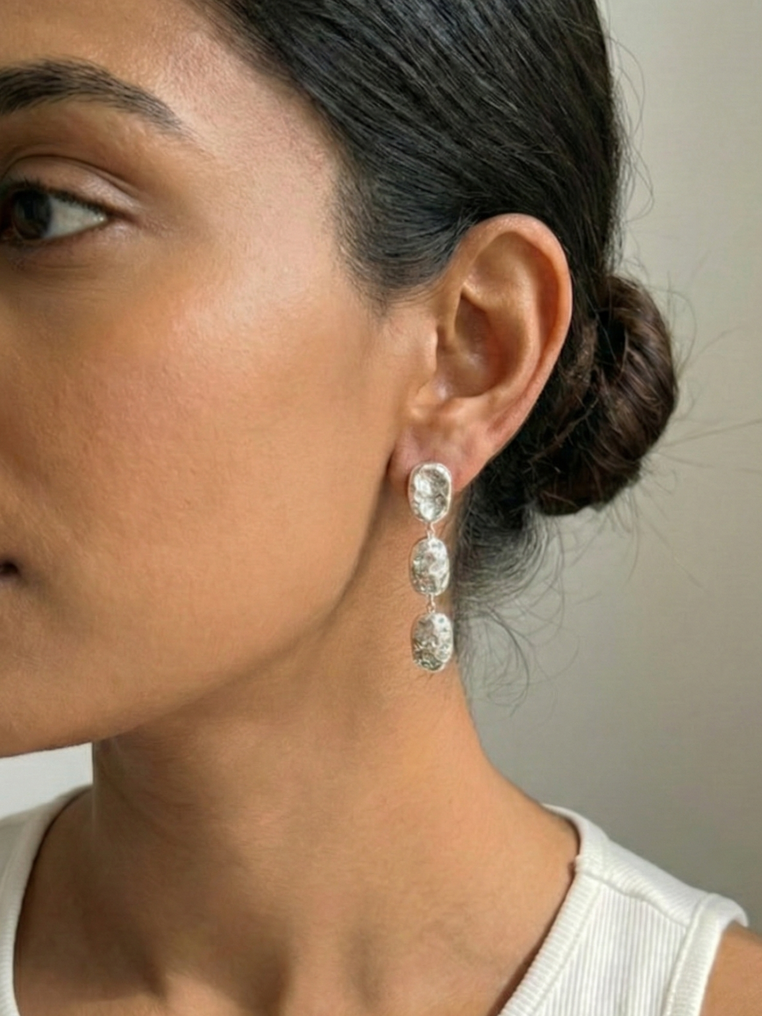 Elegant Silver Teardrop Pendant and Earring Set